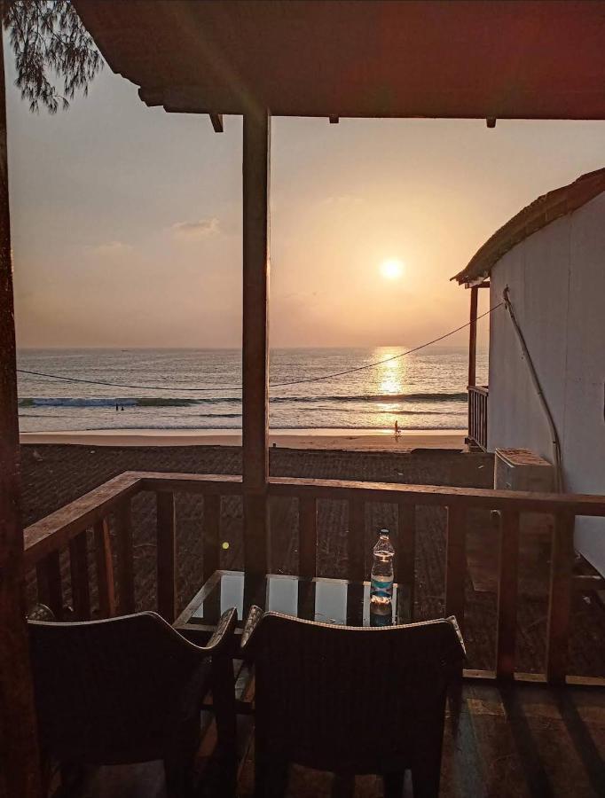 Silent Waves Hotel Agonda Exterior photo